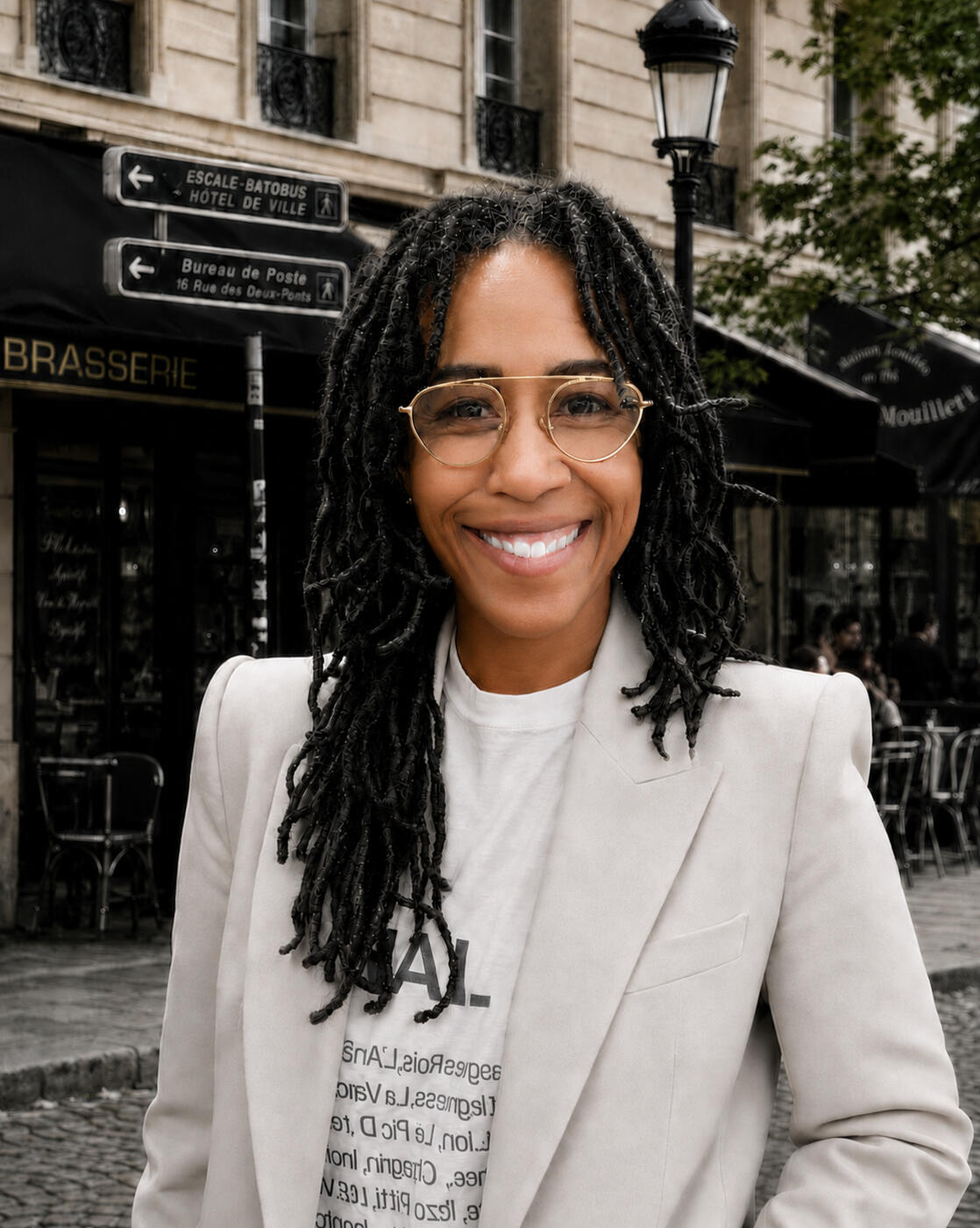 Tyese Cooper | Paris Vintage Shopping Expert